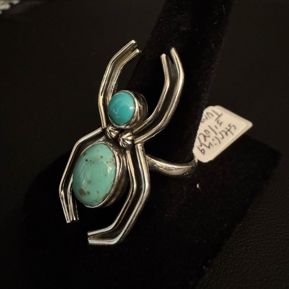 Turquoise Silver Spider Ring - Picture 1 of 3